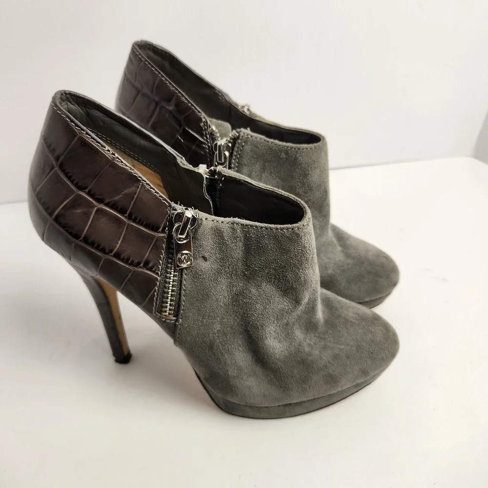 Michael‎ Kors York Women's Platform Side Zip Heeled Bootie Gray Size 6.5